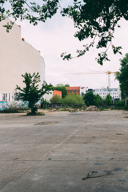empty plot in Berlin where there is now a LIDL